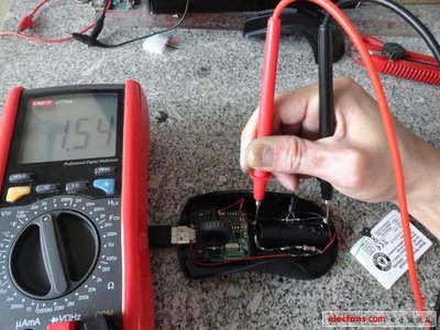 創(chuàng)意無極限 為無線鼠標(biāo)換上內(nèi)置充電電池，實現(xiàn)通電狀態(tài)下的便捷維護(hù)與電壓測量